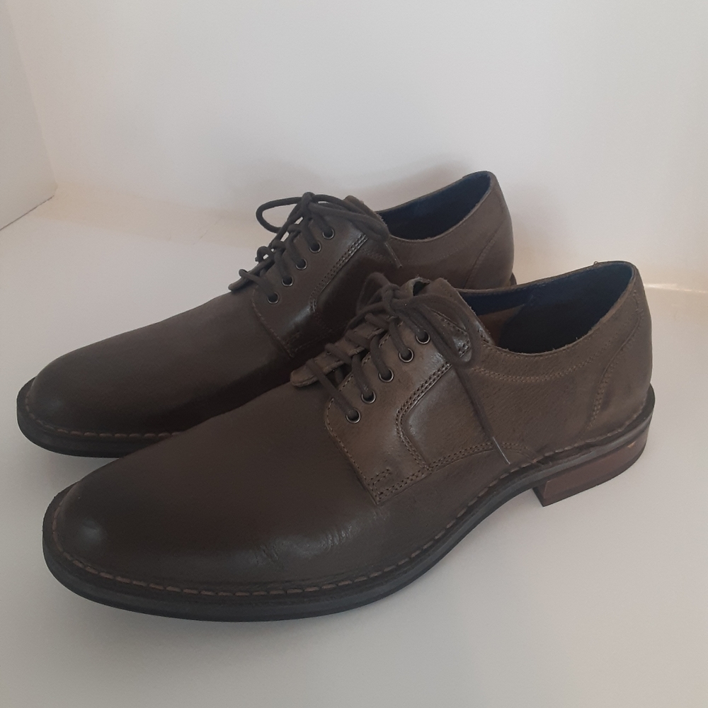 Cole Haan Grand OS Brown Distressed 9.5 M